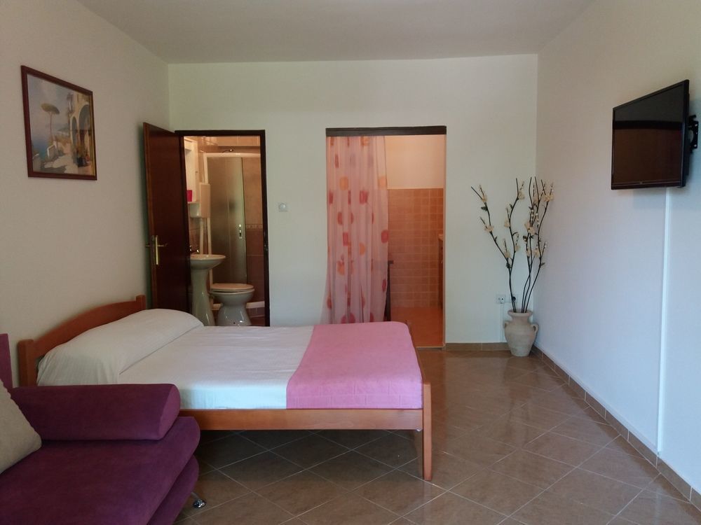 Studio Apartments Petkovic Teodo Esterno foto